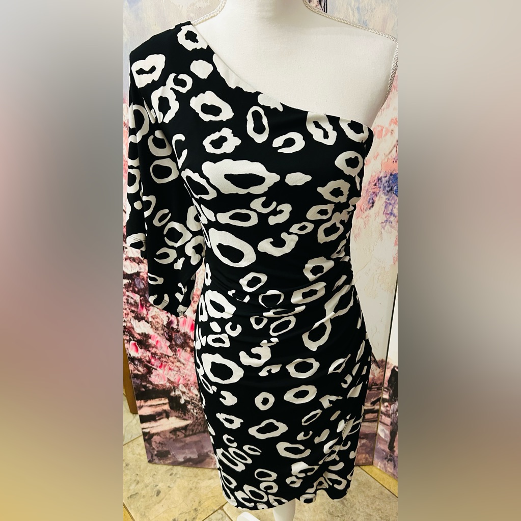 Valerie Bertinelli - One-Shoulder Black/White Animal Print Dress. Size 6.